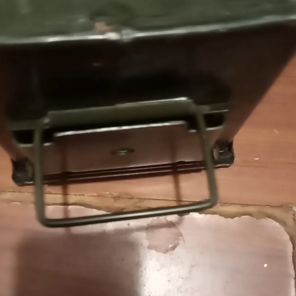 Vintage US Army Ammo Box.